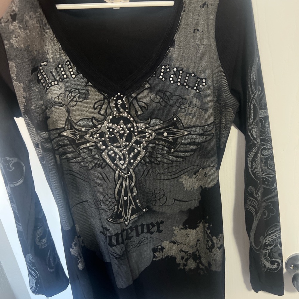 Y2K grunge shirt